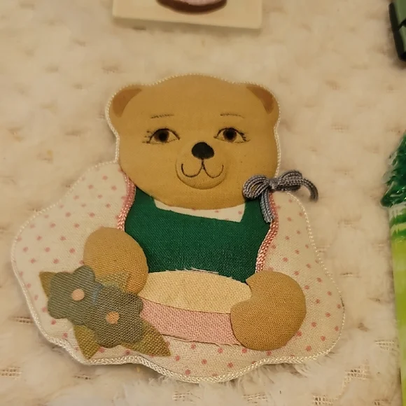 Set Of 7 Assorted Decorative Magnets - Picture 2 of 8